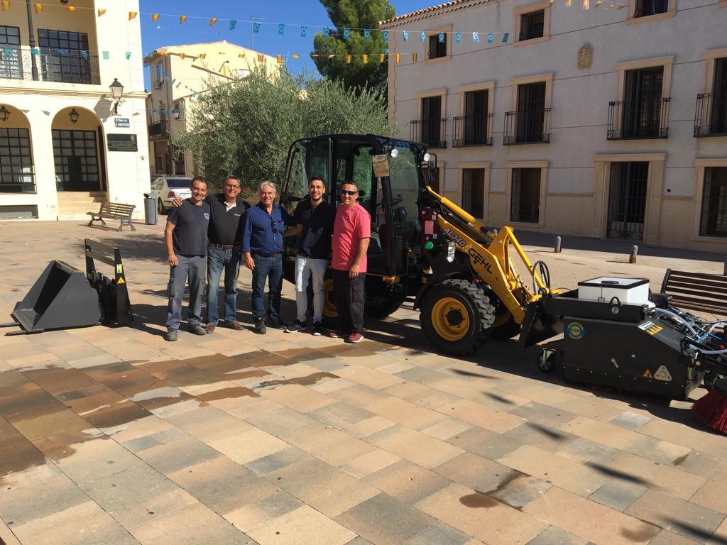 025C0D53-A4C2-4C33-B6AB-4BEE0875F064_1_105_c